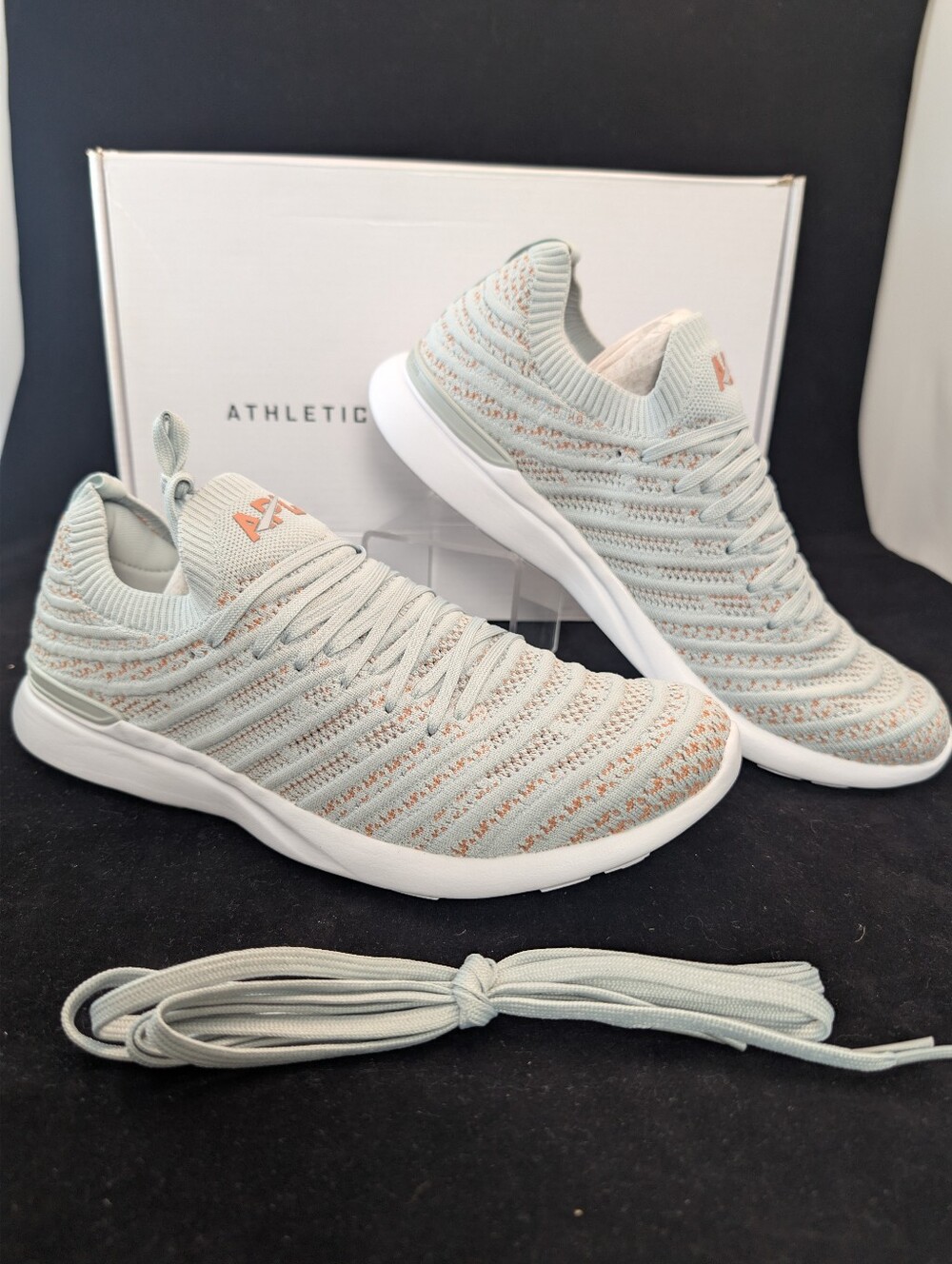APL Techloom Wave Men's Sneakers Workout 8.5 Steel Grey/Almond Butter/White NWT
